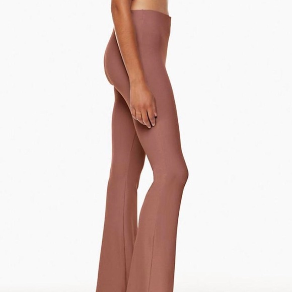 Aritzia Wilfred Candace Flared Pant - Picture 5 of 7